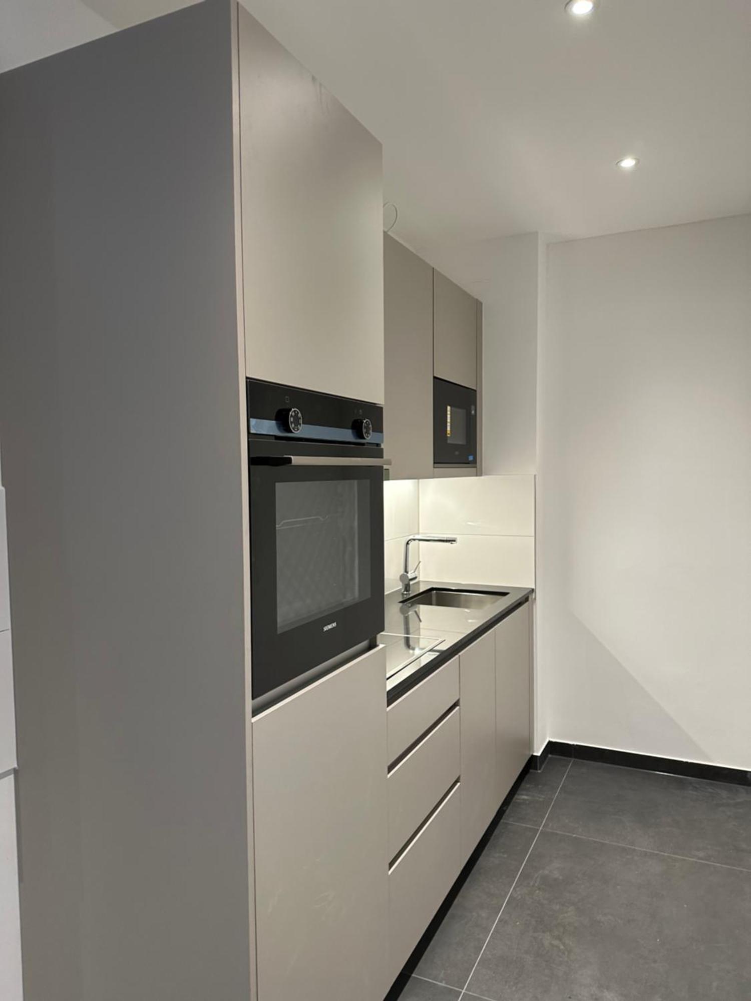 Apartment 6-living *